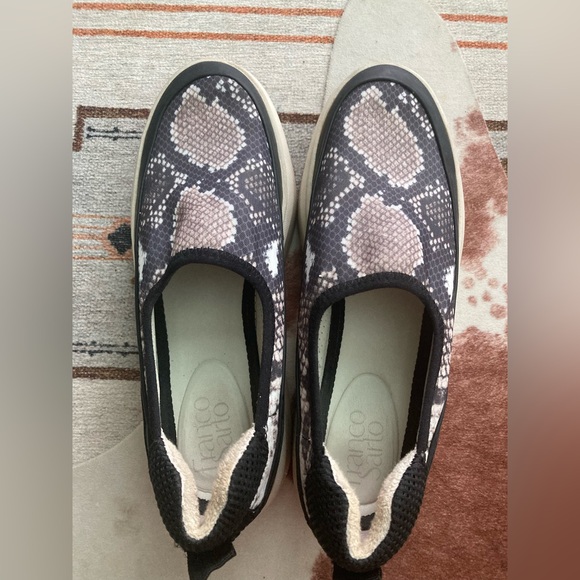 Franco Sarto platform slip on shoes size 8.5 - Picture 3 of 9